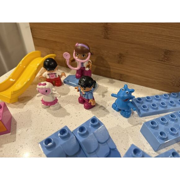 Lego Duplo Doc McStuffins Minifigure Lot Of 30 Blue Dragon Lambie Doll Picture‎ - Picture 11 of 11